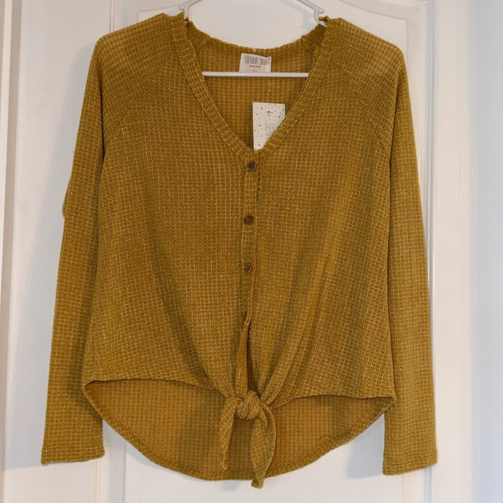 🆕 Sienna Sky Golden Tie-front Long-sleeve Top XS NWT